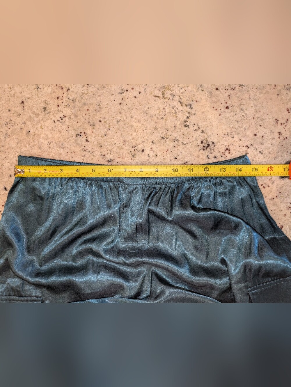 Victoria's Secret Satin Cargo Jogger Pants Green Shimmer Elastic Hem Medium Y2K - Picture 4 of 10
